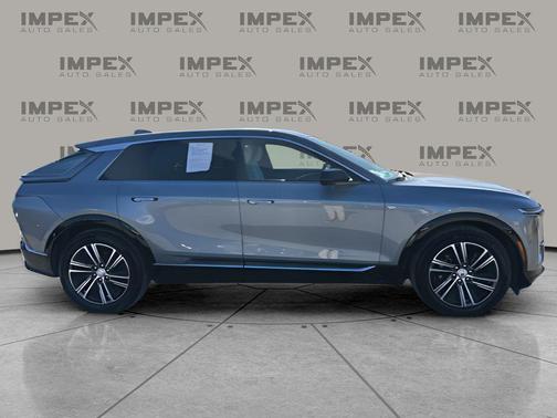 2024 Cadillac LYRIQ Luxury