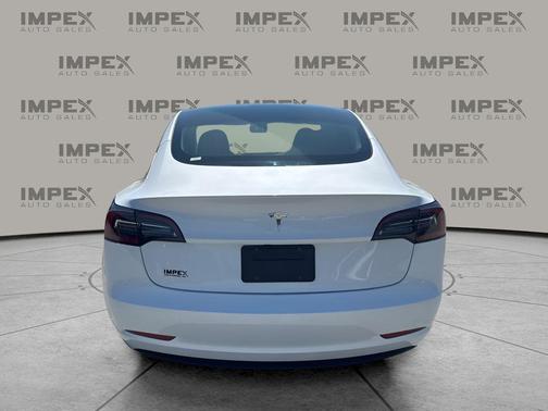 Pearl White Multi-Coat 2023 Tesla Model 3 Standard Range
