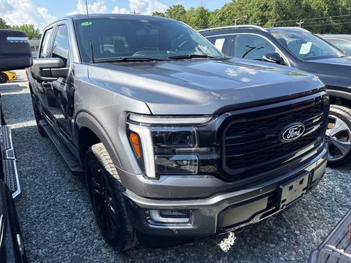 CARBONIZED GREY METALLIC 2024 Ford F-150 Lariat