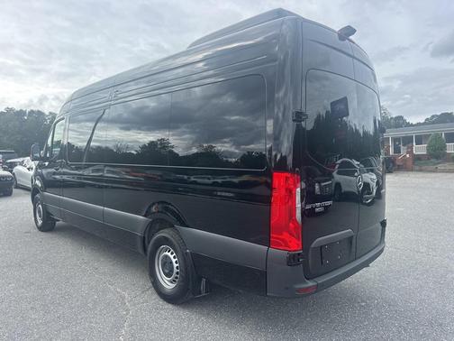 2025 Mercedes-Benz Sprinter 2500 High Roof