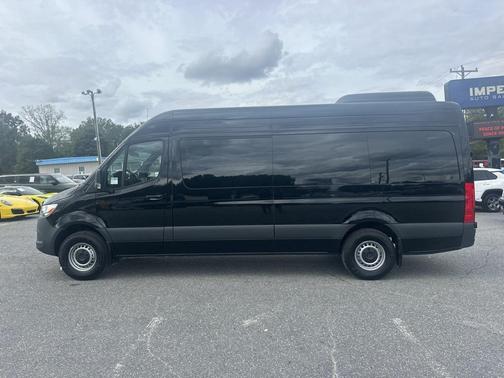 2025 Mercedes-Benz Sprinter 2500 High Roof