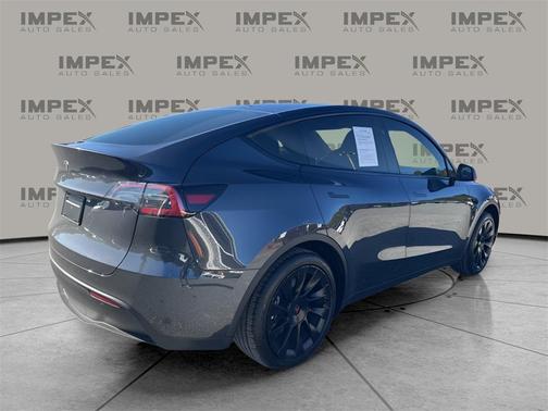 2024 Tesla Model Y Long Range Dual Motor All-Wheel Drive