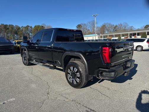 2025 GMC Sierra 2500 Denali