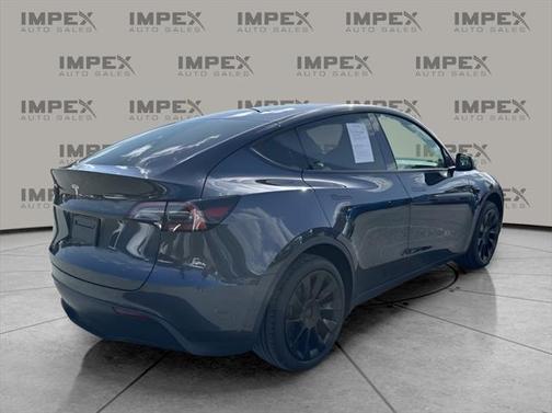 2025 Tesla Model Y Long Range Dual Motor All-Wheel Drive