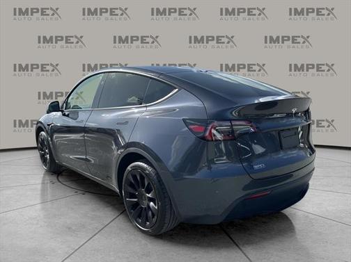 2025 Tesla Model Y Long Range Dual Motor All-Wheel Drive