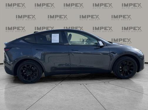 2025 Tesla Model Y Long Range Dual Motor All-Wheel Drive