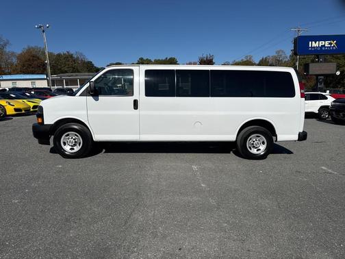 2024 Chevrolet Express 3500 RWD 3500 Extended Wheelbase LS