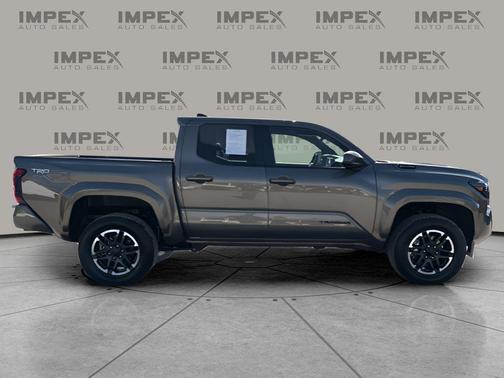 2025 Toyota Tacoma Hybrid TRD Sport