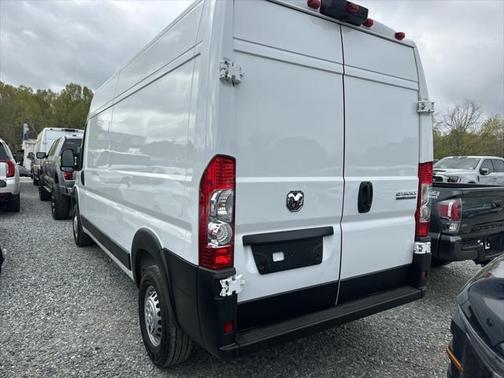 2024 RAM ProMaster 2500 Tradesman