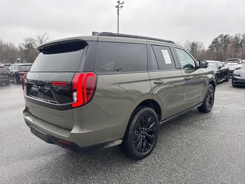 2025 Ford Expedition Platinum