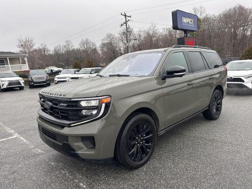 2025 Ford Expedition Platinum