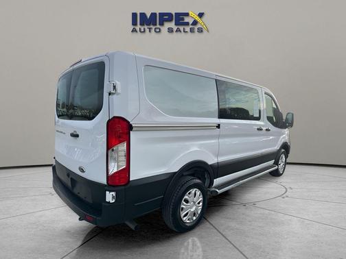 2024 Ford Transit-250 Base