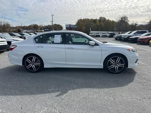 2017 Honda Accord Sport SE