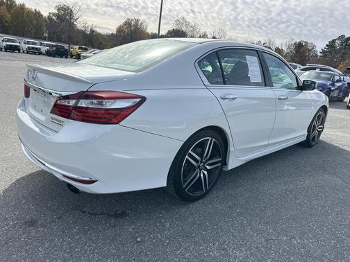 2017 Honda Accord Sport SE