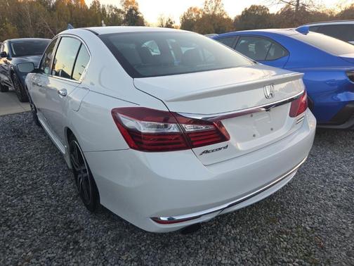 2017 Honda Accord Sport SE