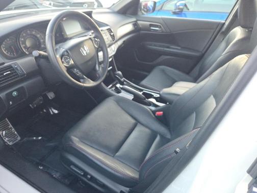 2017 Honda Accord Sport SE