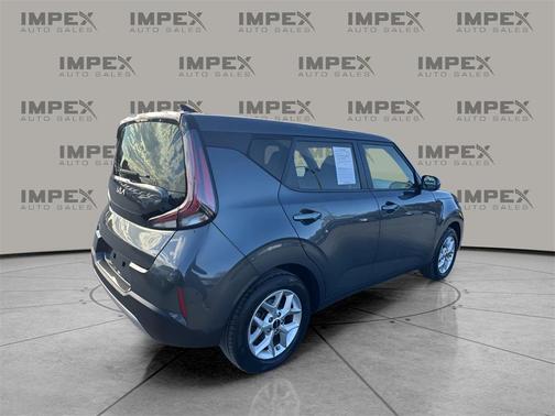 2024 Kia Soul LX