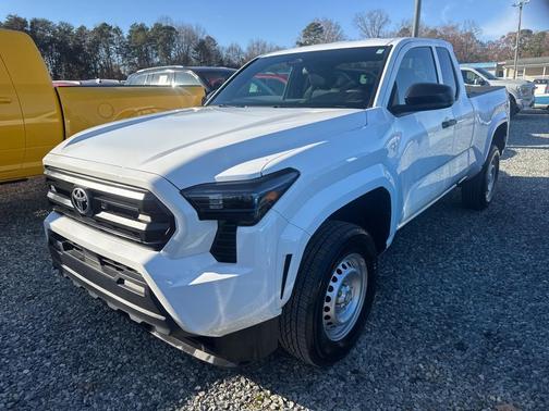 2025 Toyota Tacoma SR