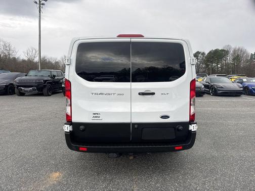 2022 Ford Transit-350 XLT