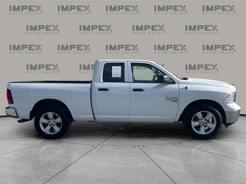 2024 RAM 1500 Classic SLT