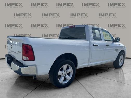 2024 RAM 1500 Classic SLT