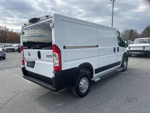 2023 RAM ProMaster 2500 Base