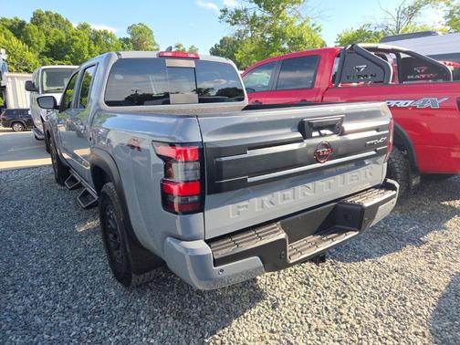 Boulder Gray Pearl 2025 Nissan Frontier PRO-4X