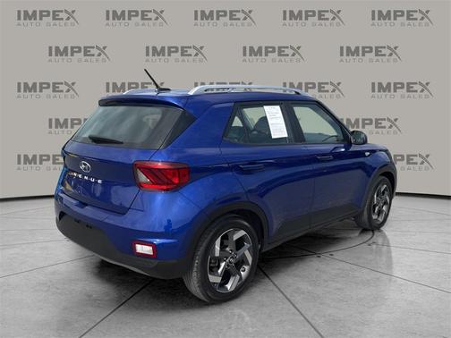2024 Hyundai VENUE SEL
