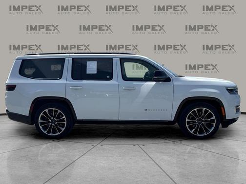Bright White Clearcoat 2024 Jeep Wagoneer Series III 4x4