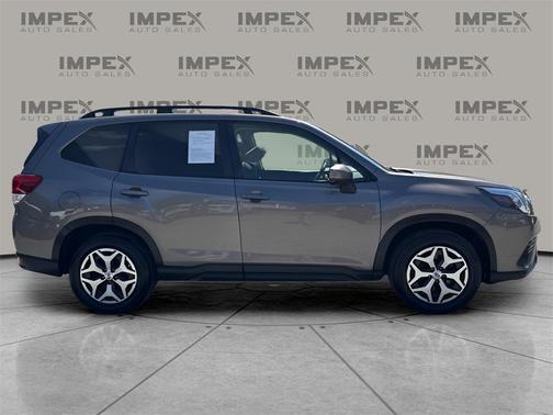 2022 Subaru Forester Premium