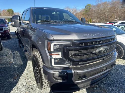 2022 Ford F-350 Lariat