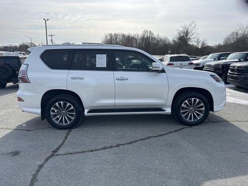 2023 Lexus GX 460 Luxury