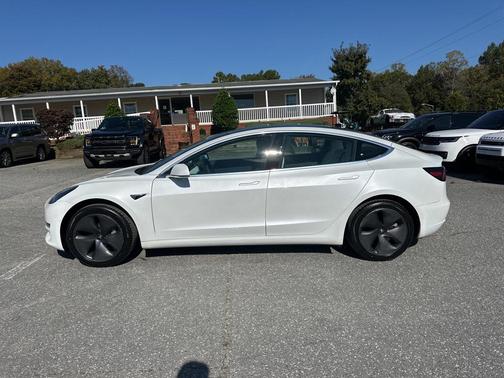 2020 Tesla Model 3 Standard Range Plus