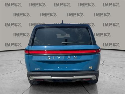 2023 Rivian R1S Adventure