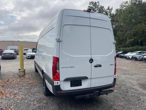 2025 Mercedes-Benz Sprinter 2500 High Roof