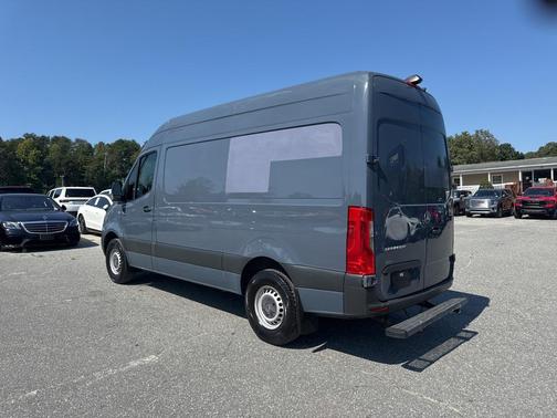 2019 Mercedes-Benz Sprinter 2500 Standard Roof