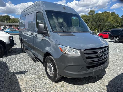 2019 Mercedes-Benz Sprinter 2500 Standard Roof