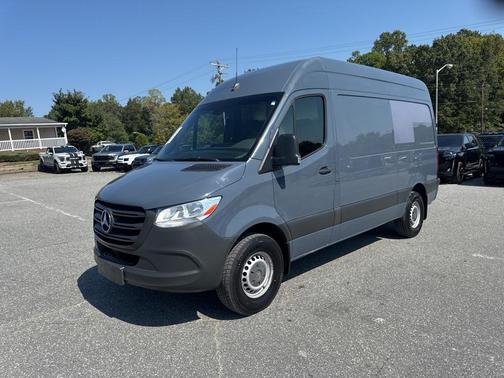 2019 Mercedes-Benz Sprinter 2500 Standard Roof
