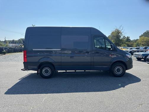 2019 Mercedes-Benz Sprinter 2500 Standard Roof