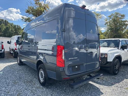 2019 Mercedes-Benz Sprinter 2500 Standard Roof