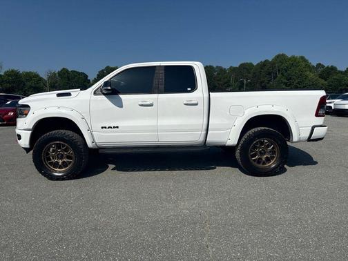 Bright White Clearcoat 2022 RAM 1500 Big Horn/Lone Star