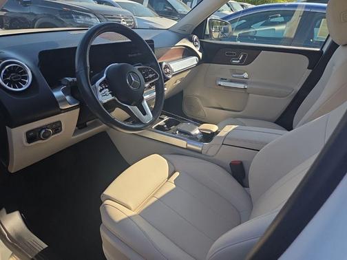 Polar White 2022 Mercedes-Benz GLB 250 4MATIC