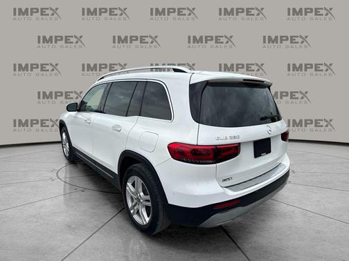 Polar White 2022 Mercedes-Benz GLB 250 4MATIC