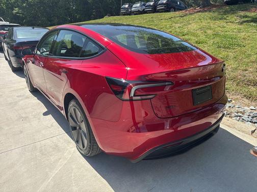 2025 Tesla Model 3 Long Range
