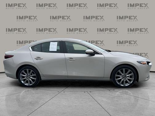 2025 Mazda Mazda3 FWD w/Preferred Package