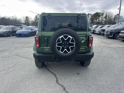 2025 Ford Bronco Outer Banks