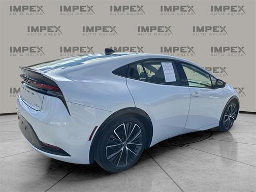 2023 Toyota Prius XLE