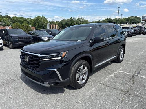 Crystal Black Pearl 2025 Honda Pilot EX-L