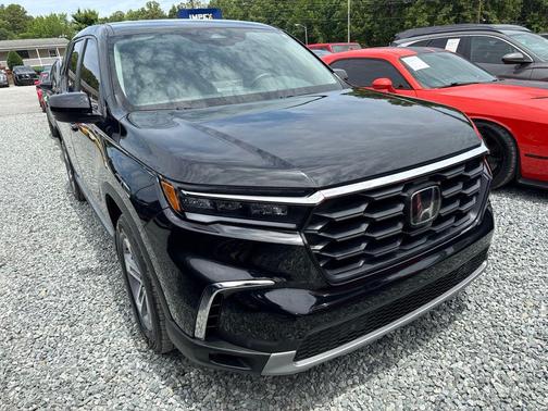 Crystal Black Pearl 2025 Honda Pilot EX-L