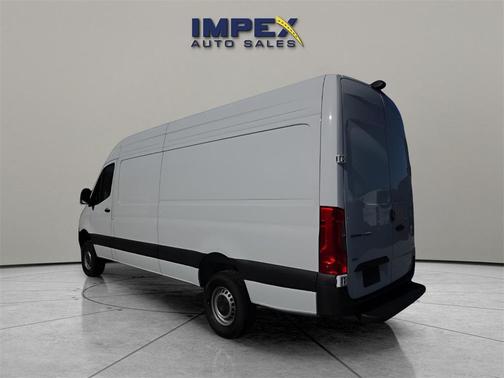 2025 Mercedes-Benz Sprinter 2500 High Roof